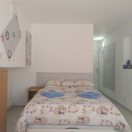 La Pineda Beach Studio Near Port Aventura Apartment Exterior foto